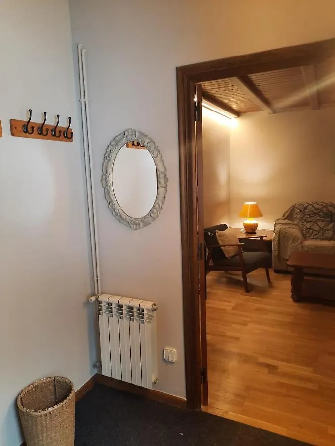 Bonito Apartamento Incles By Renttarter 0*,