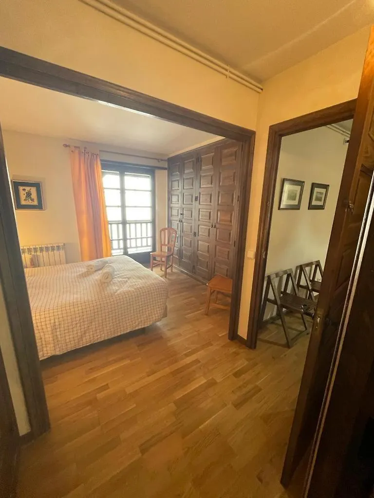 Bonito Apartamento Incles By Renttarter 0*,